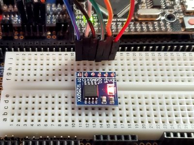 W25Q64JV 64M-Bit Serial Flash Module - In Use