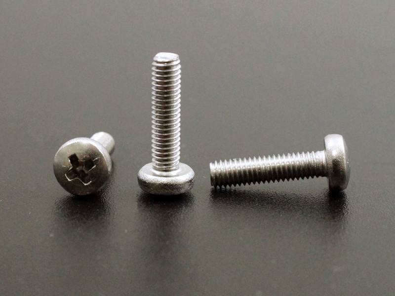 PKG of 100 M3 x 12mm Machine Screw A2 Stainless M3x12 Phillips Pan Head 